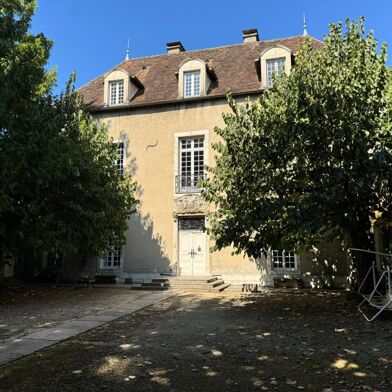 Maison 7 pièces 519 m²