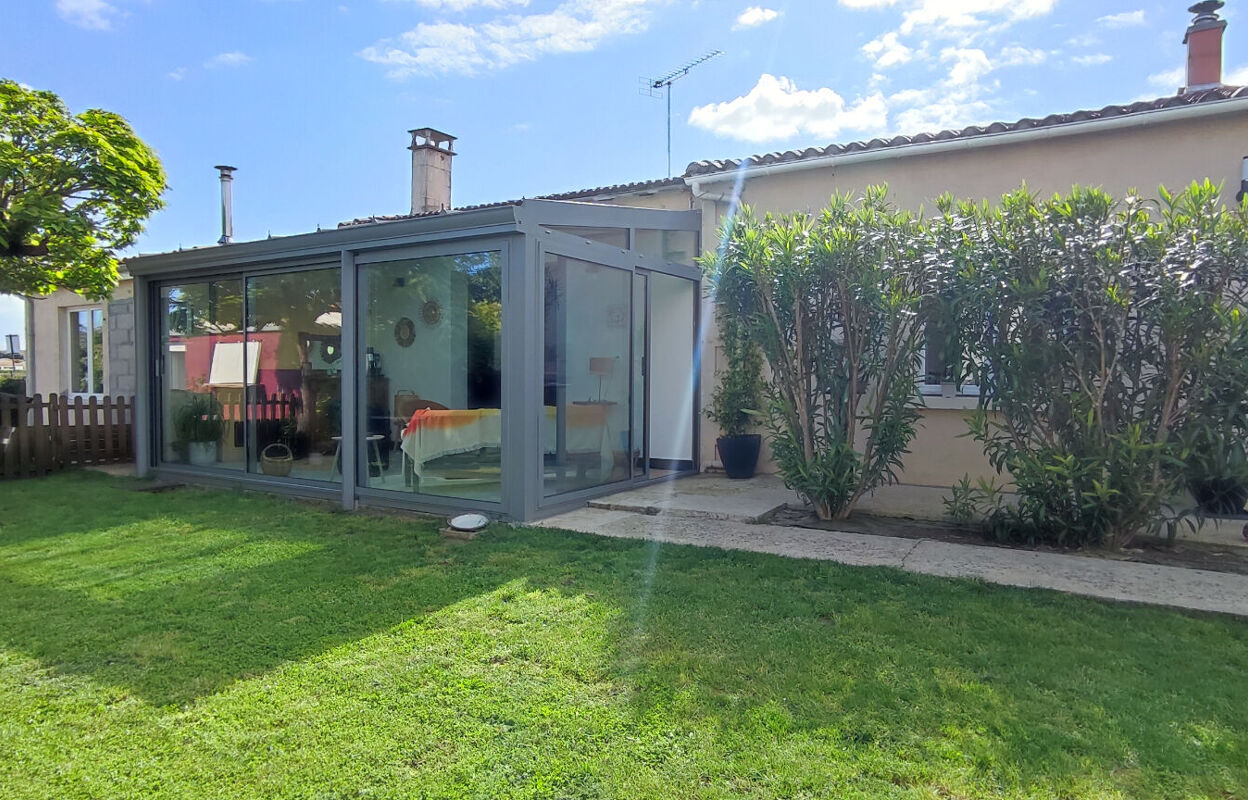 maison 5 pièces 122 m2 à vendre à Pons (17800)