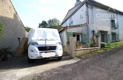 A vendre une maison rénovée avec une terrasse sur les toit — photo du bien