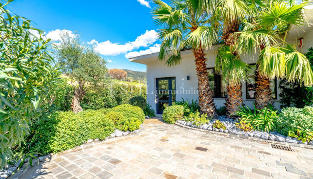 Villa / Maison 5 pièces  à vendre Sainte-Maxime 83120