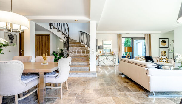 Villa / Maison 5 pièces  à vendre Sainte-Maxime 83120