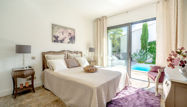 Villa / Maison 5 pièces  à vendre Sainte-Maxime 83120