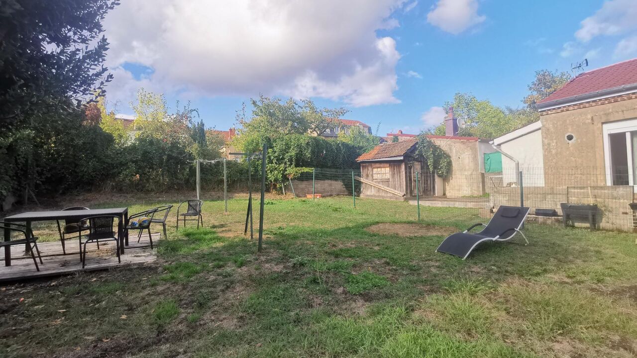 immeuble  pièces 276 m2 à vendre à Le Creusot (71200)