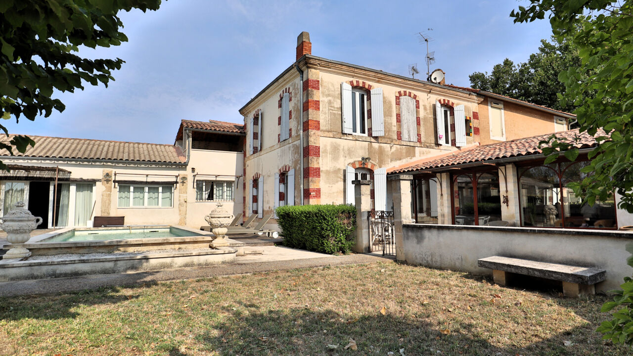 maison 10 pièces 265 m2 à vendre à Gargas (84400)