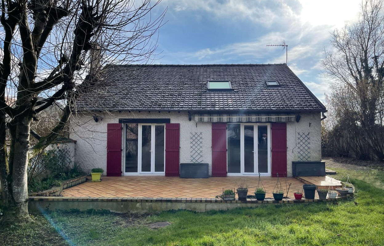 maison 5 pièces 120 m2 à vendre à Moret-Loing-Et-Orvanne (77250)