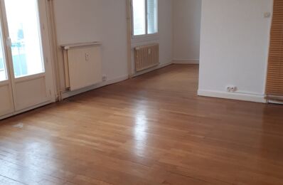 location appartement 760 € CC /mois à proximité de Meyzieu (69330)