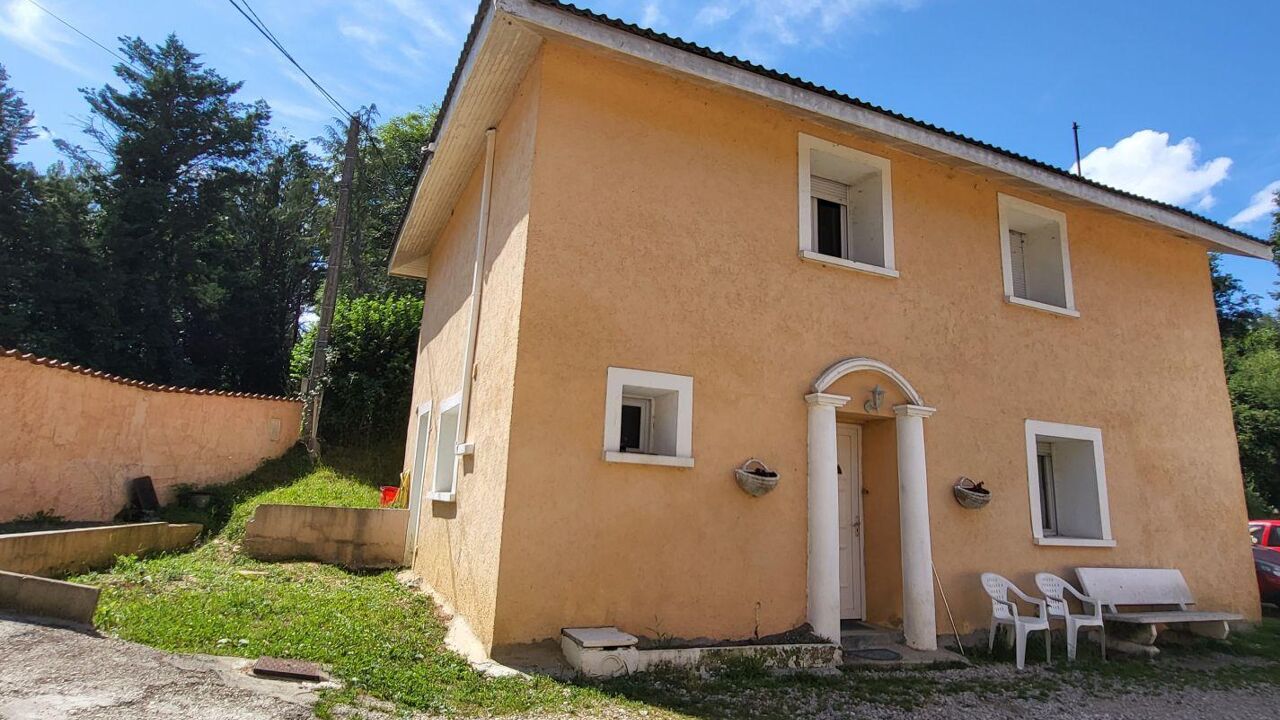 maison 4 pièces 110 m2 à vendre à Chalamont (01320)