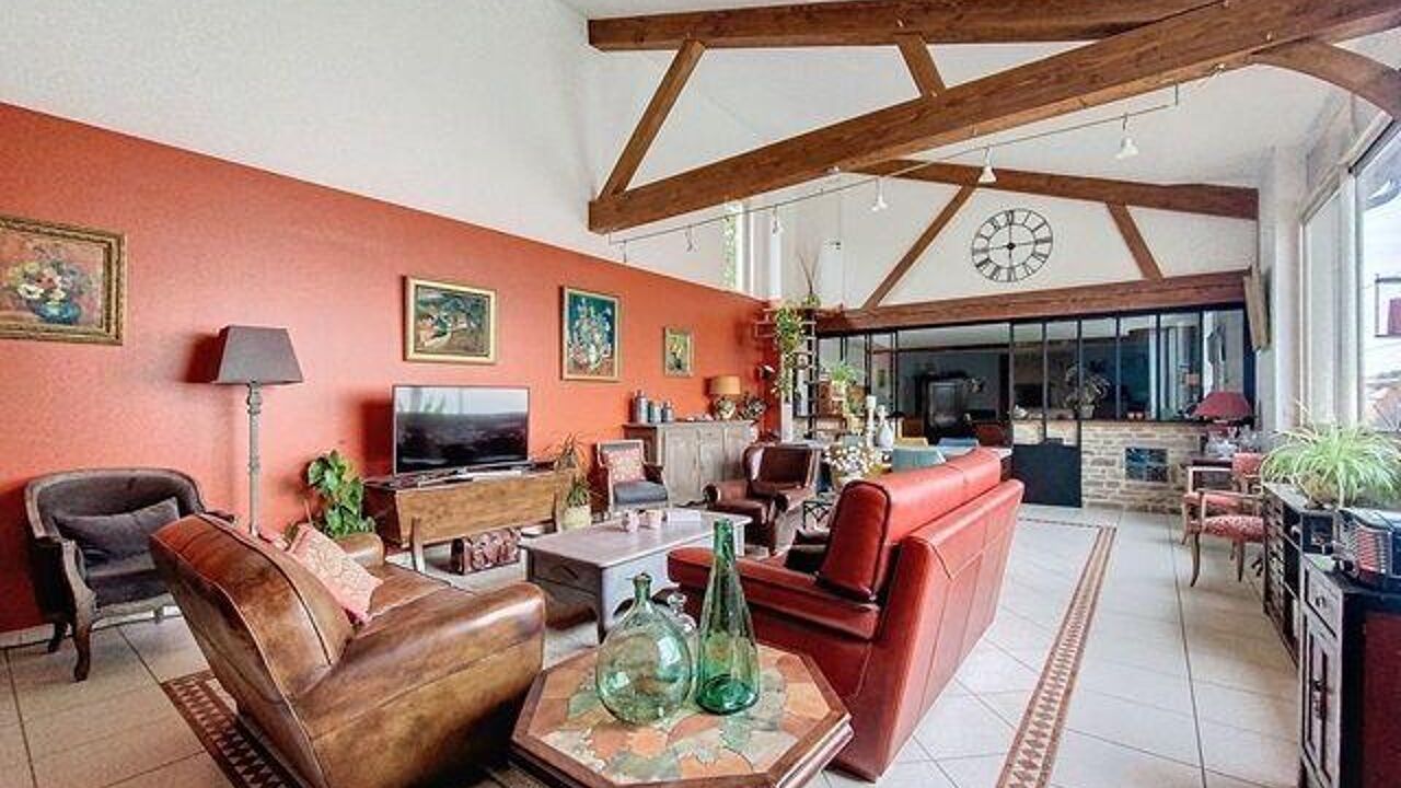 maison 6 pièces 235 m2 à vendre à Cluny (71250)