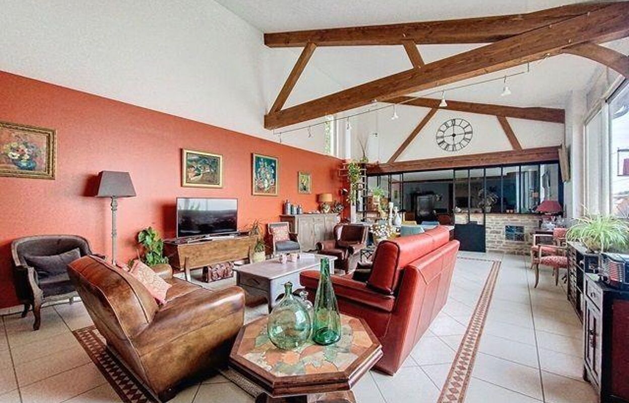 maison 6 pièces 235 m2 à vendre à Mâcon (71000)