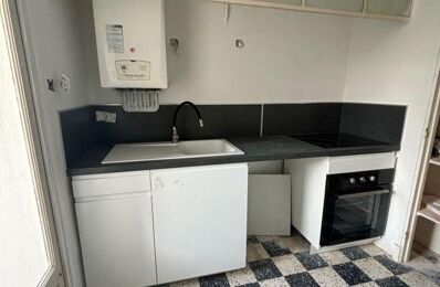 location appartement 732 € CC /mois à proximité de Poulx (30320)