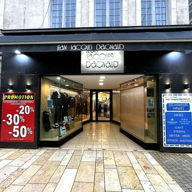Commerce  2040 €