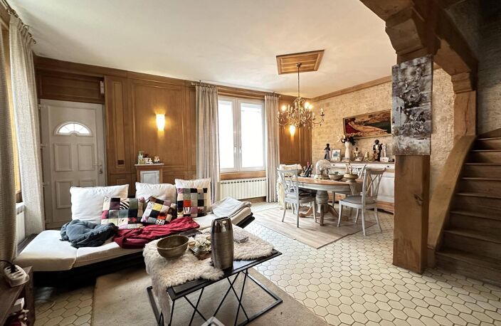 Maison - 196m² - Crécy-sur-Serre — photo 3