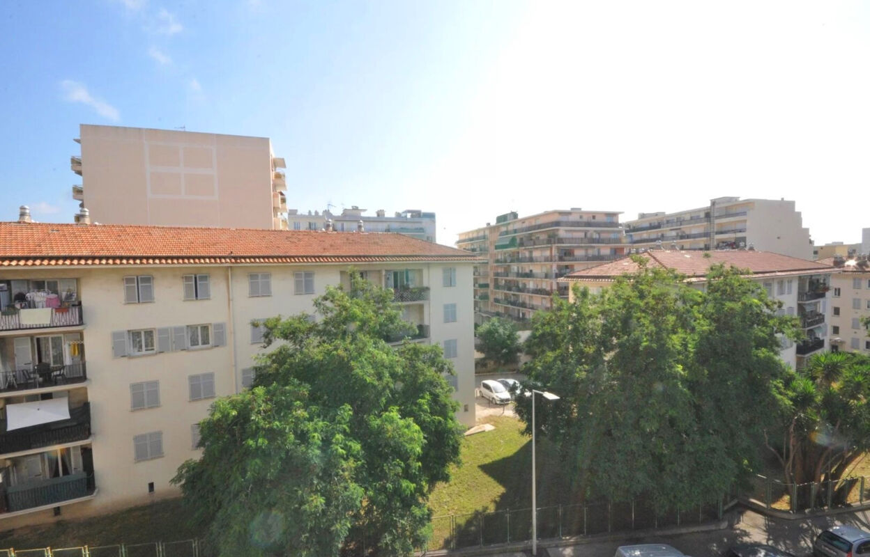 appartement 2 pièces 40 m2 à vendre à Nice (06200)