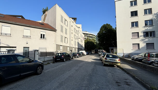 Parking  à louer Grenoble 38100