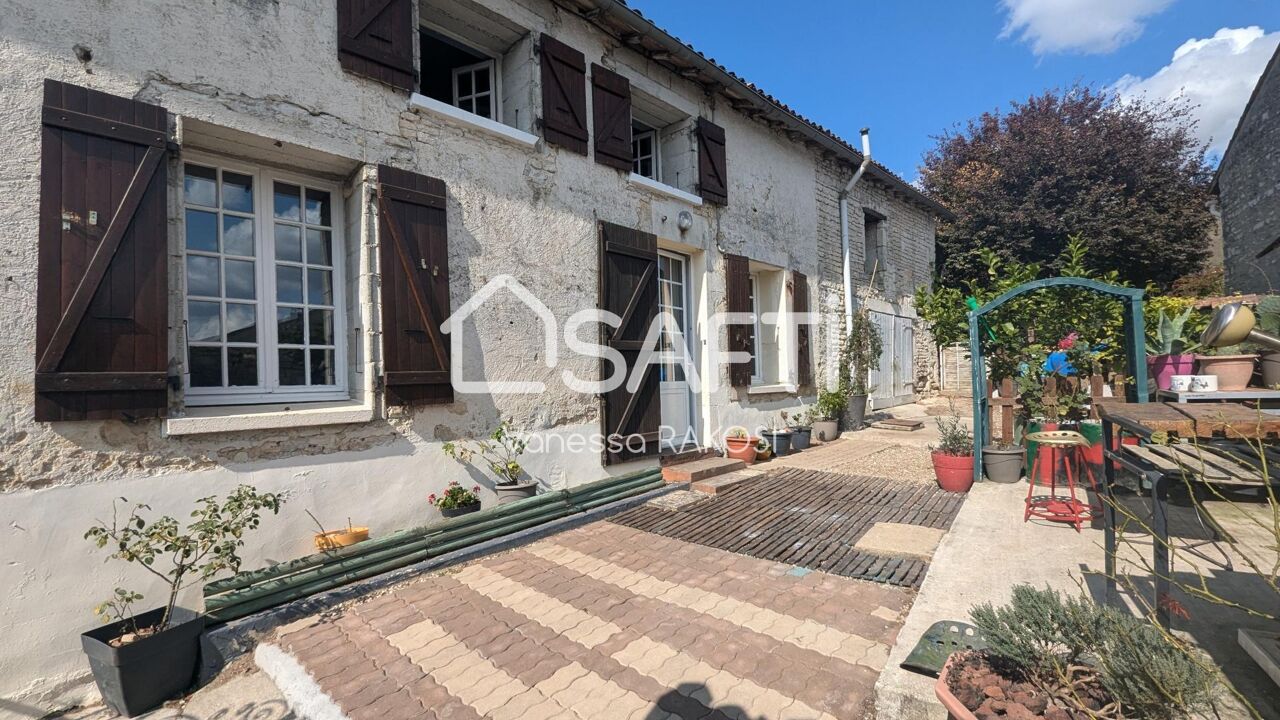 maison 4 pièces 112 m2 à vendre à Gourvillette (17490)