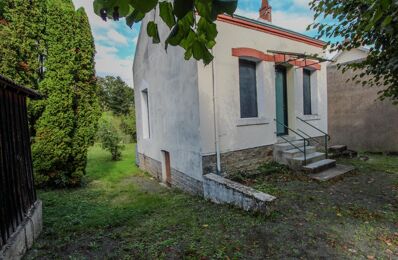 vente maison 72 000 € à proximité de Saint-Romain-sous-Gourdon (71230)