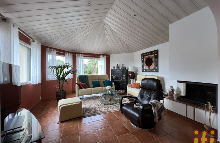 Villa avec piscine — photo 4