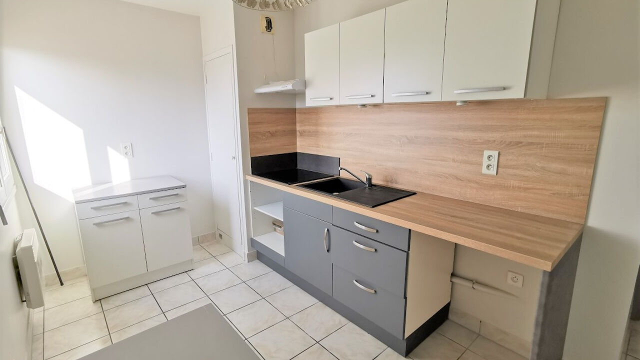 appartement 3 pièces 63 m2 à louer à Baraqueville (12160)