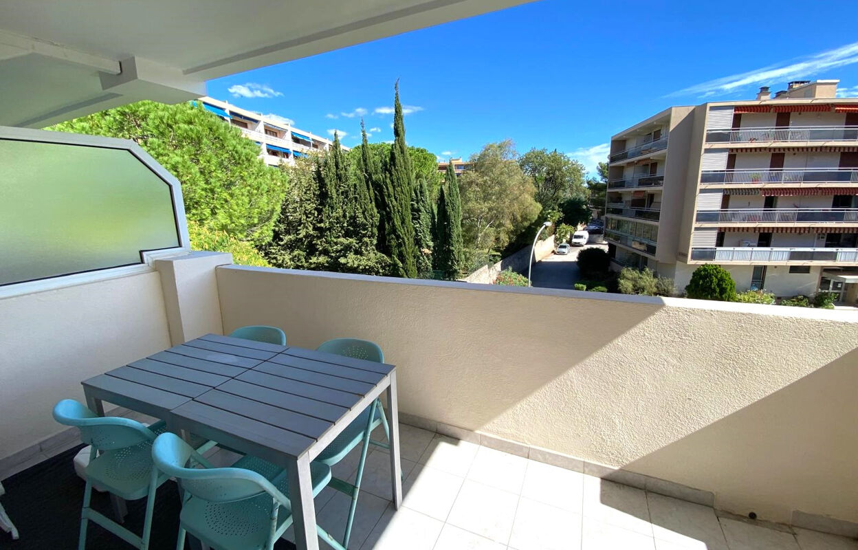 appartement 2 pièces 41 m2 à vendre à Hyères (83400)