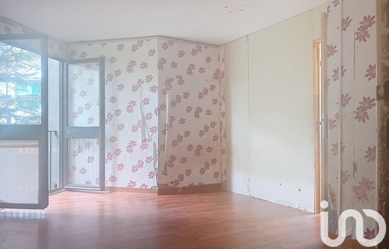 appartement 4 pièces 65 m2 à vendre à Grigny (91350)