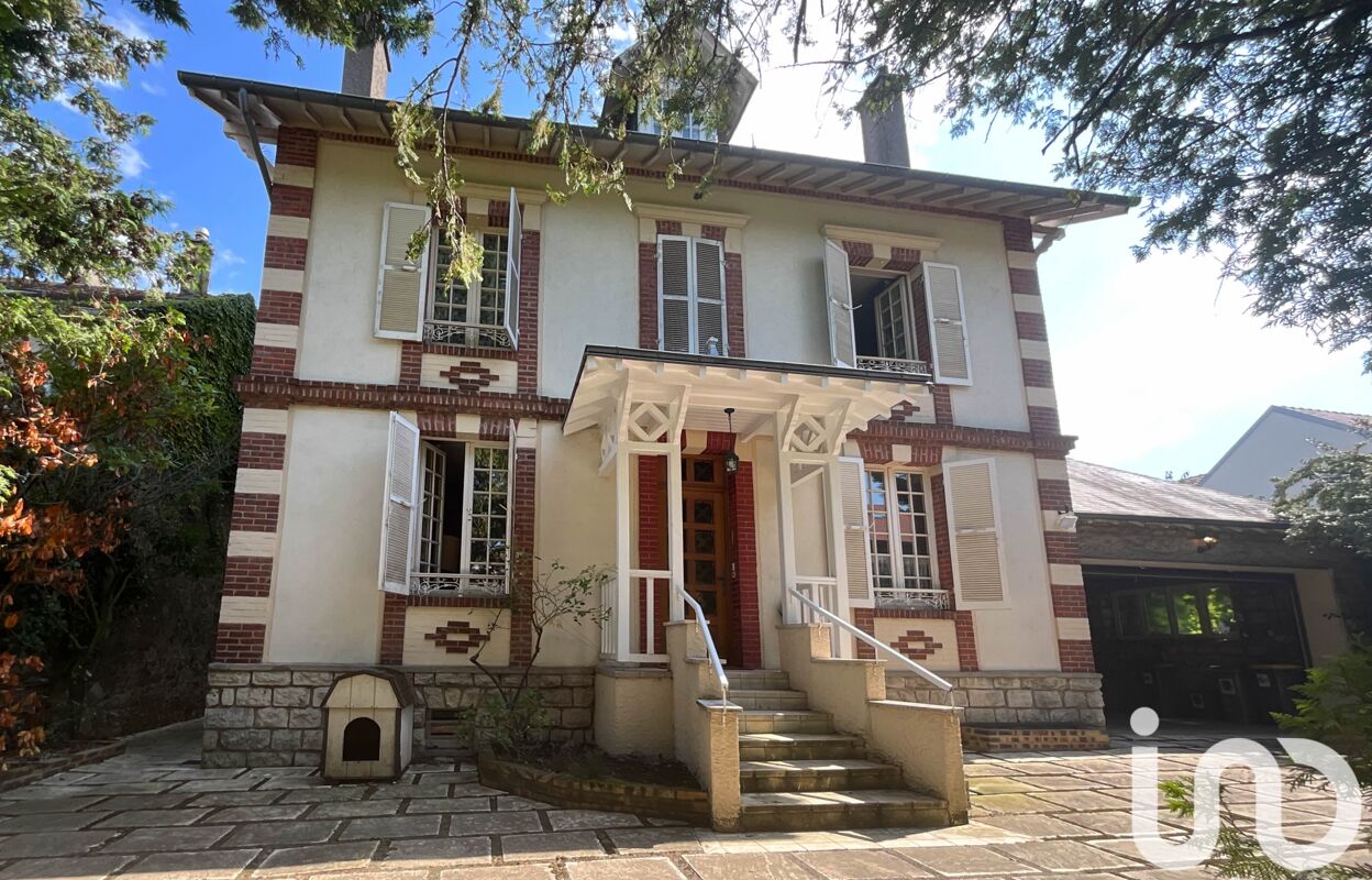 maison 10 pièces 230 m2 à vendre à Vernouillet (78540)