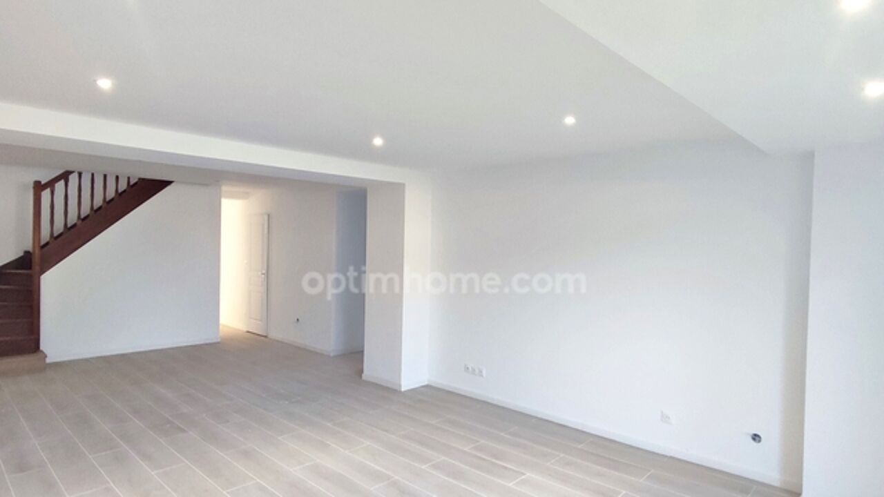 maison 5 pièces 117 m2 à vendre à Saint-Quentin (02100)