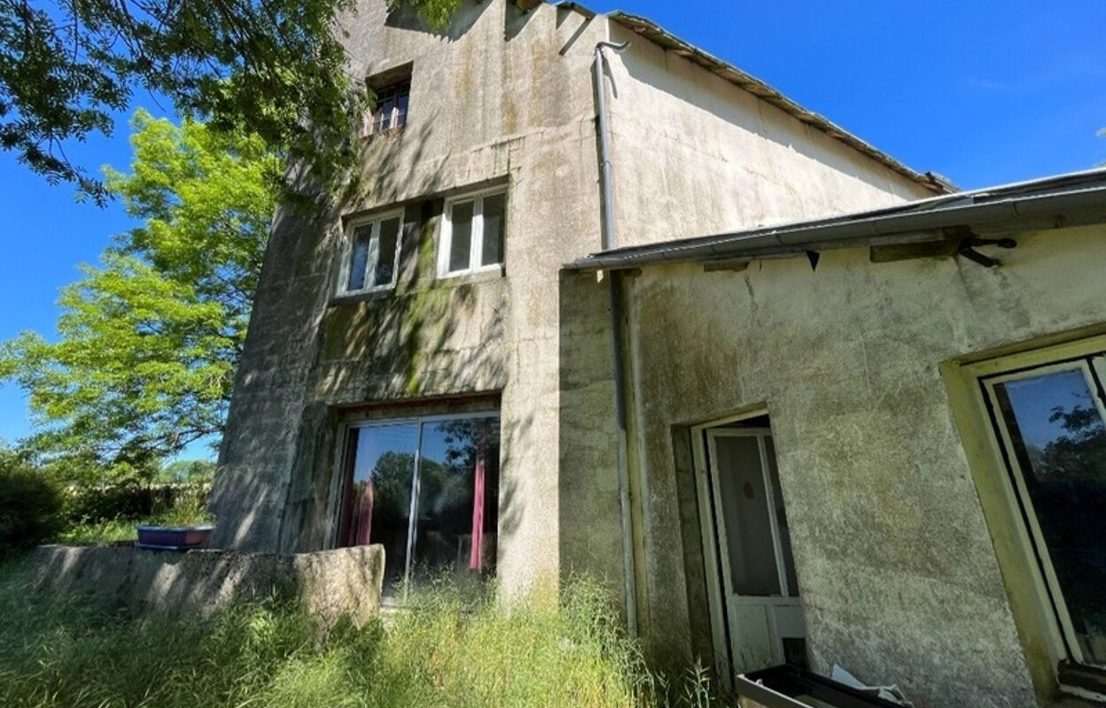 maison 25 pièces 900 m2 à vendre à Pugny (79320)