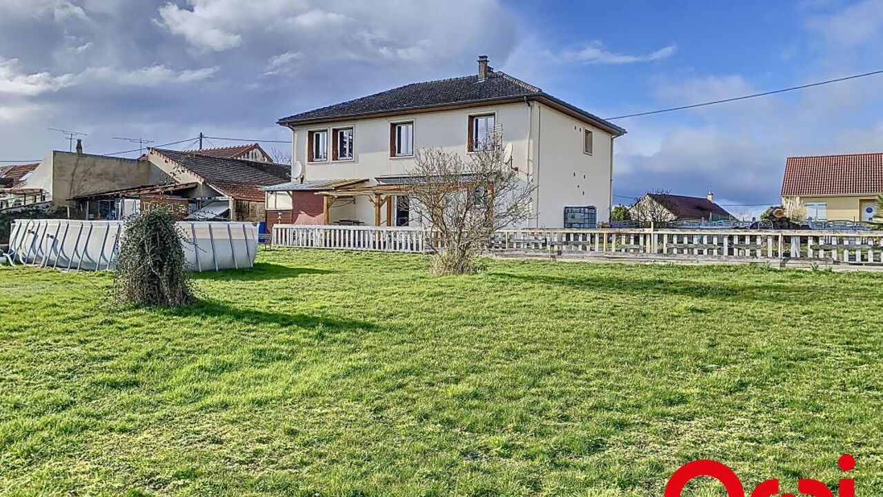 maison 5 pièces 153 m2 à vendre à Commentry (03600)