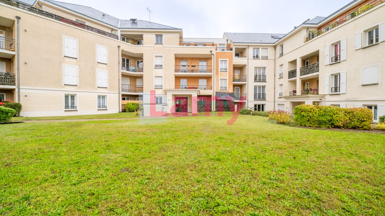 appartement 2 pièces 42 m2 à vendre à Orléans (45000)