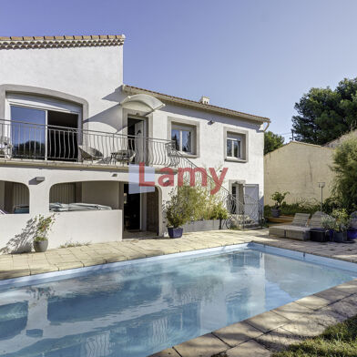 Maison 5 pièces 675000 €