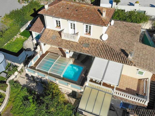 Maison À Vendre — photo du bien