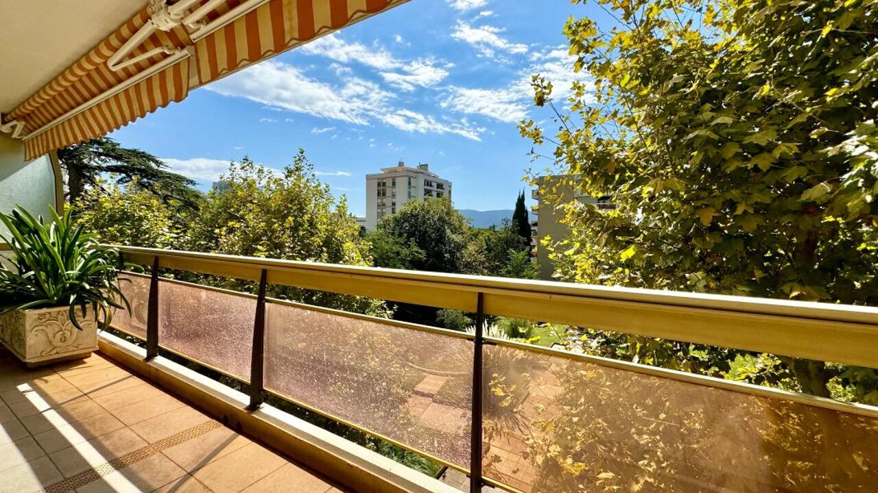 appartement 5 pièces 135 m2 à vendre à Marseille 9 (13009)