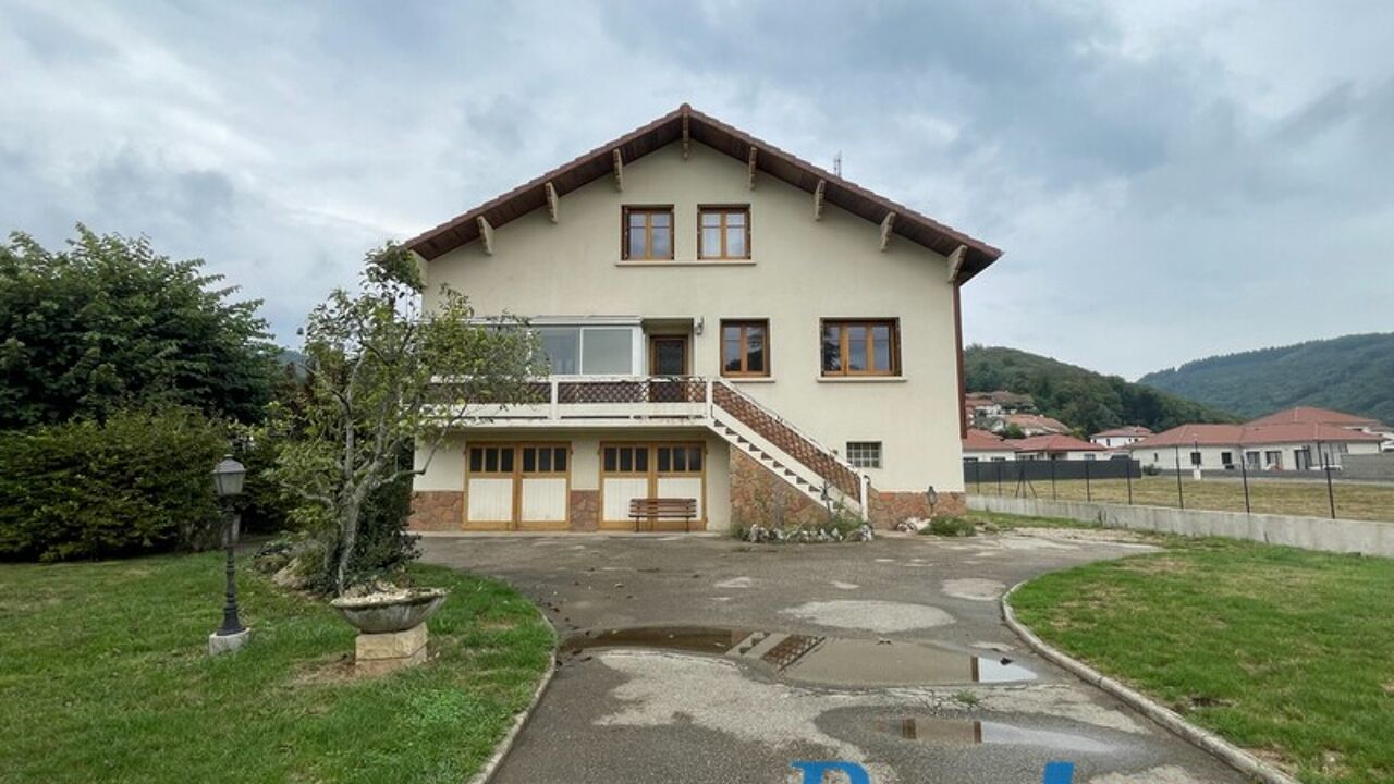 maison 6 pièces 135 m2 à vendre à Colombe (38690)