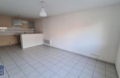 location appartement 635 € CC /mois à proximité de Smarves (86240)