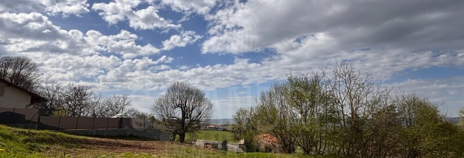 Terrain  1098 m² à vendre à Saint-Siméon-de-Bressieux (38870)