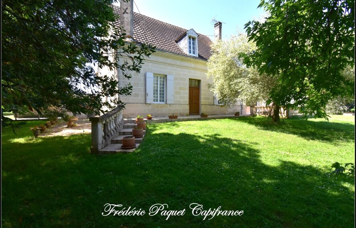 maison 9 pièces 197 m2 à vendre à Pons (17800)