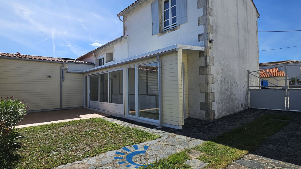 maison 4 pièces 125 m2 à louer à La Rochelle (17000)