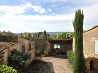 Gordes, ancienne magnanerie du XIXème siècle. — photo 2