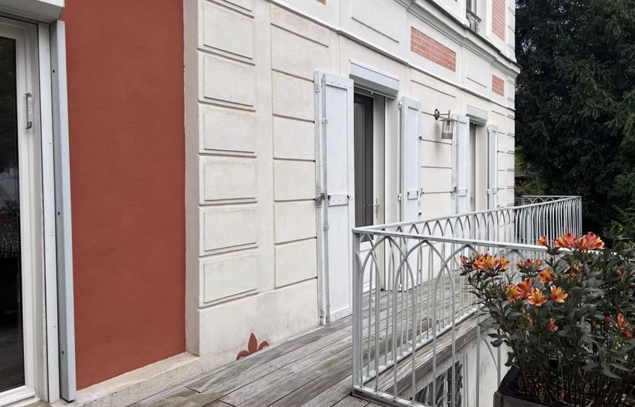 maison 6 pièces 142 m2 à vendre à Saint-Maur-des-Fossés (94100)