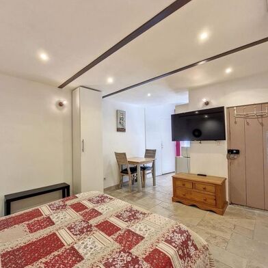 Appartement 1 pièces 650 €