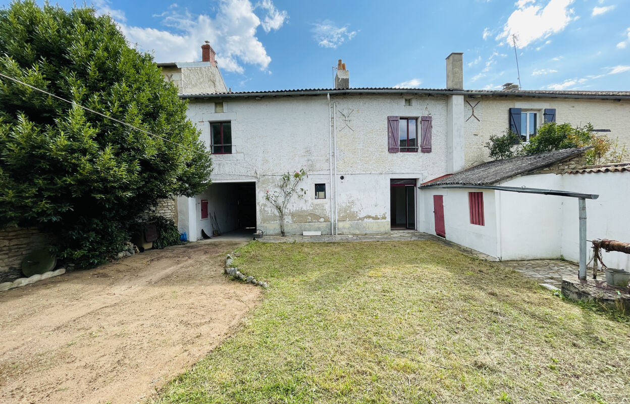 maison 5 pièces 110 m2 à vendre à Neuville-de-Poitou (86170)