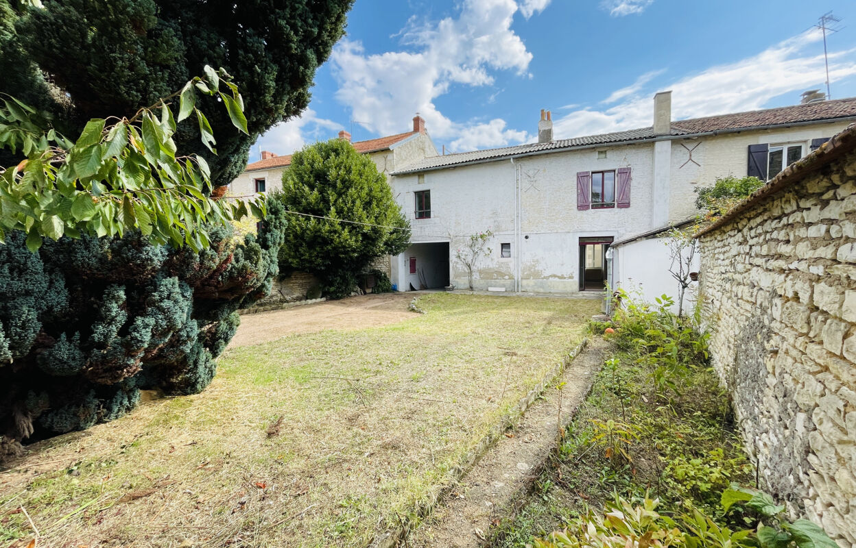 maison 5 pièces 110 m2 à vendre à Neuville-de-Poitou (86170)