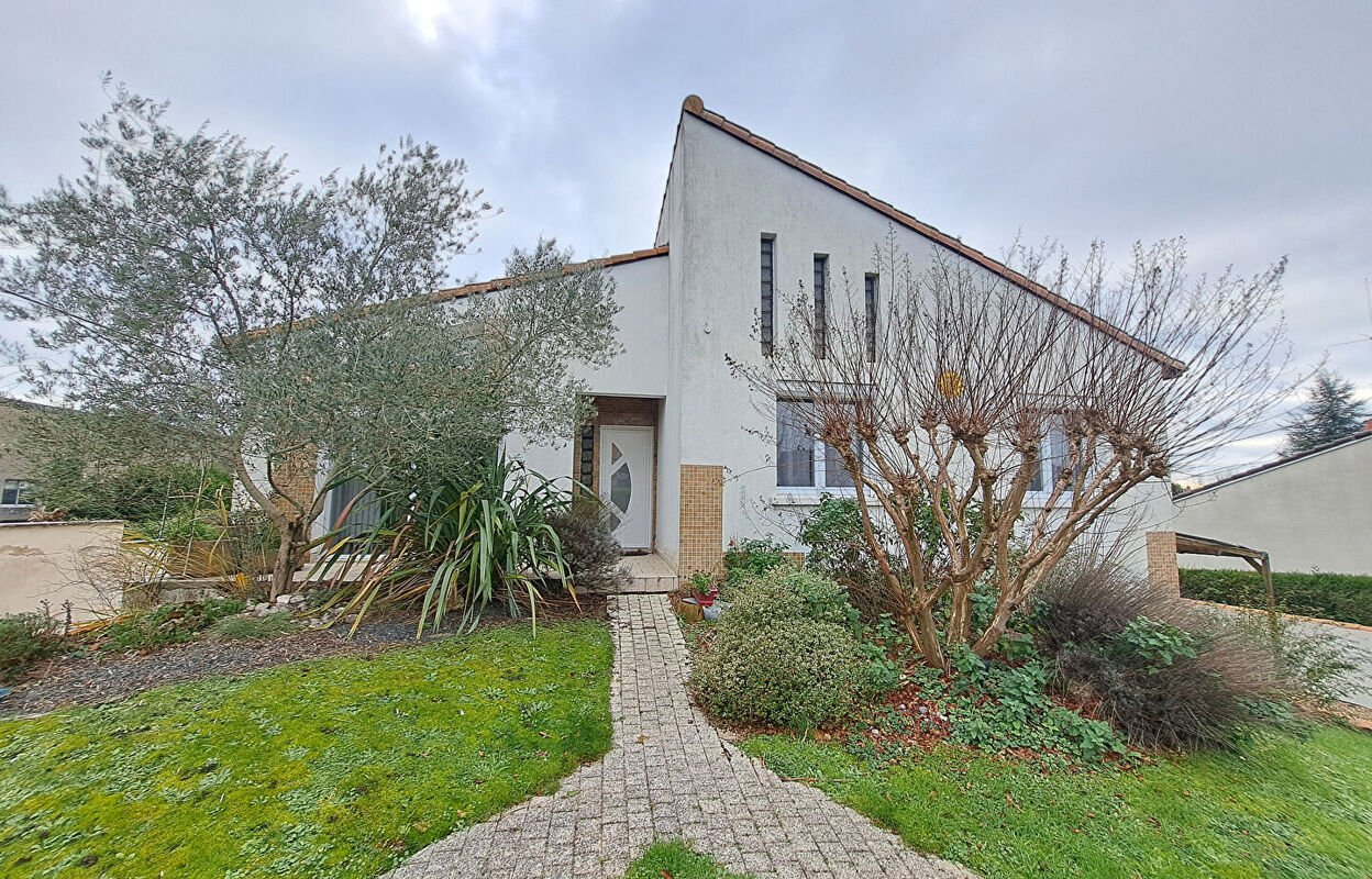 maison 6 pièces 135 m2 à vendre à Châtellerault (86100)