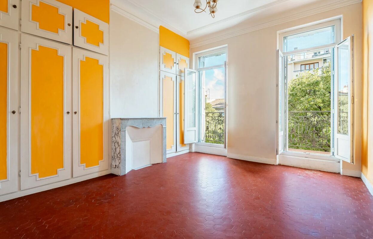 appartement 4 pièces 85 m2 à vendre à Marseille 5 (13005)