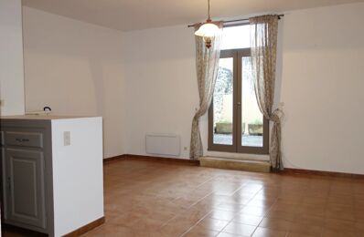 location appartement 820 € CC /mois à proximité de Poulx (30320)