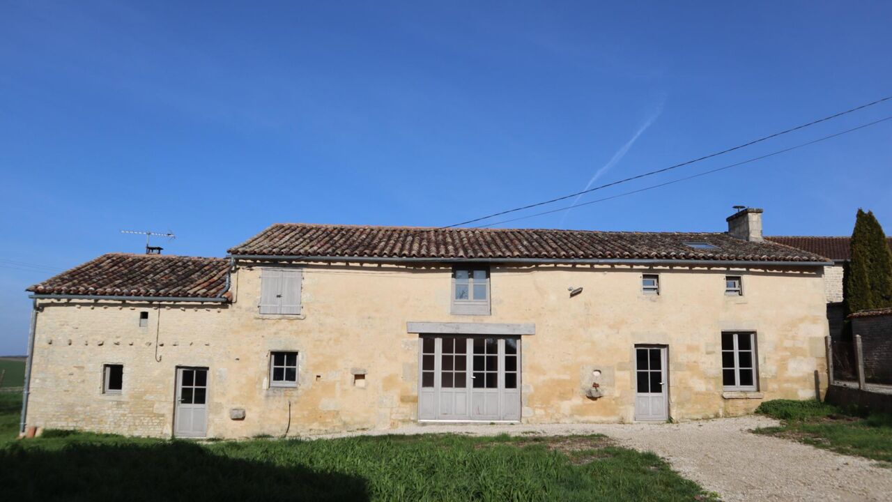 maison 5 pièces 113 m2 à vendre à Theil-Rabier (16240)