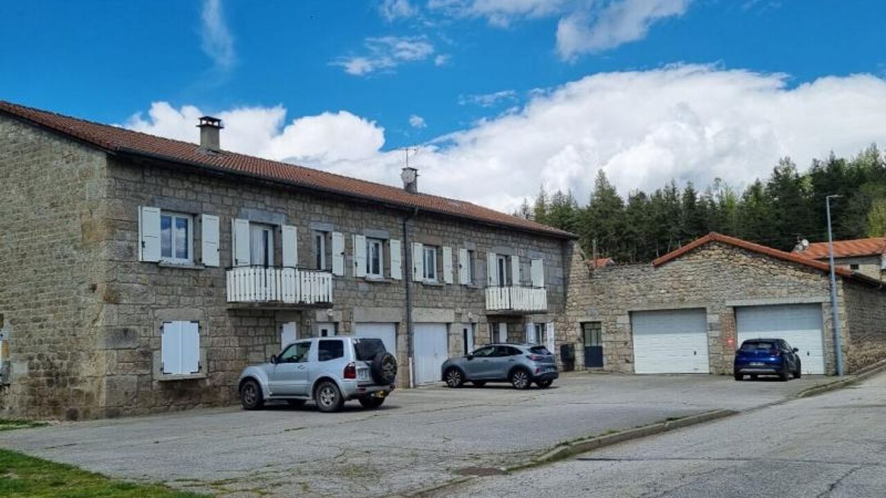 immeuble  pièces 278 m2 à vendre à Saint-Victor-Malescours (43140)