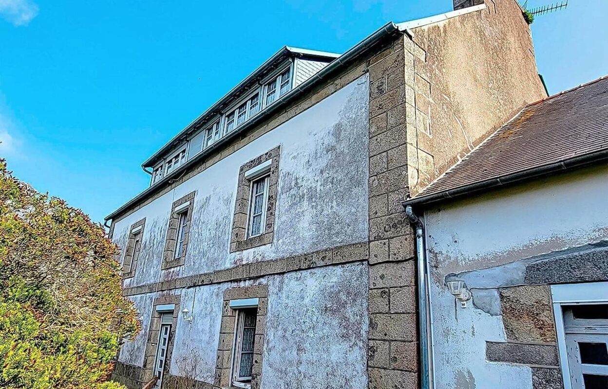 maison 12 pièces 270 m2 à vendre à Plufur (22310)