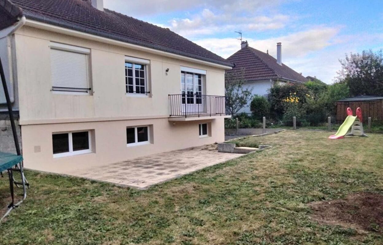 maison 5 pièces 150 m2 à vendre à Carentan-les-Marais (50500)