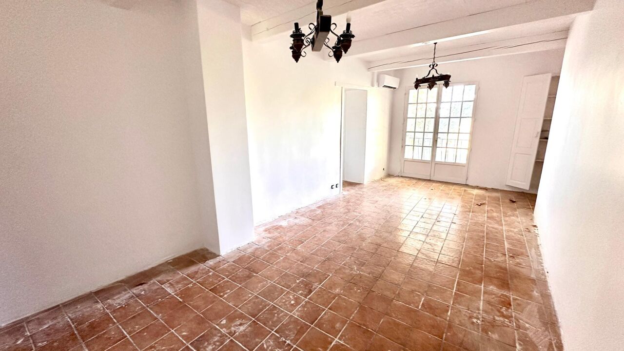 appartement 3 pièces 70 m2 à vendre à Saint-Cannat (13760)